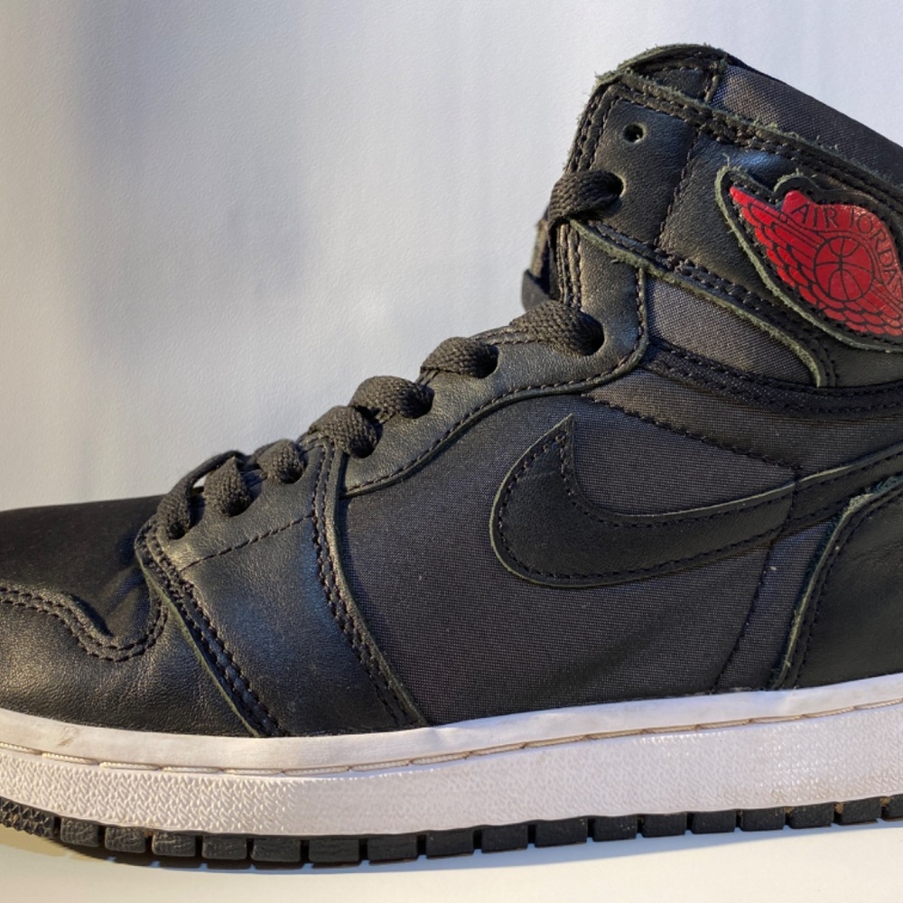 Air Jordan 1 Retro High OG 'Black Gym Red' - Picture 2 of 6